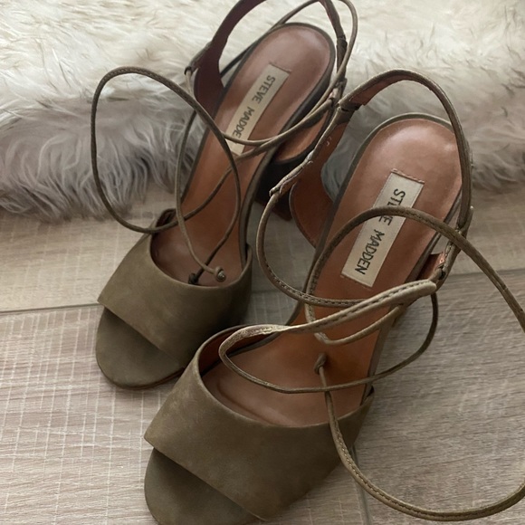 Steve Madden heels - Picture 1 of 3